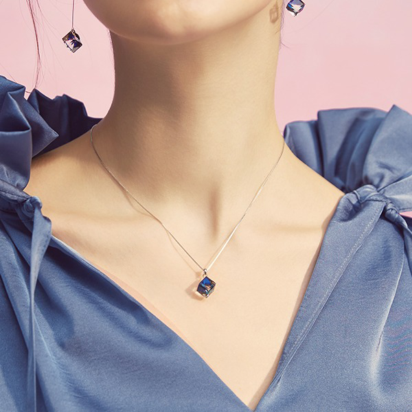 静风格 欧若拉水晶项链