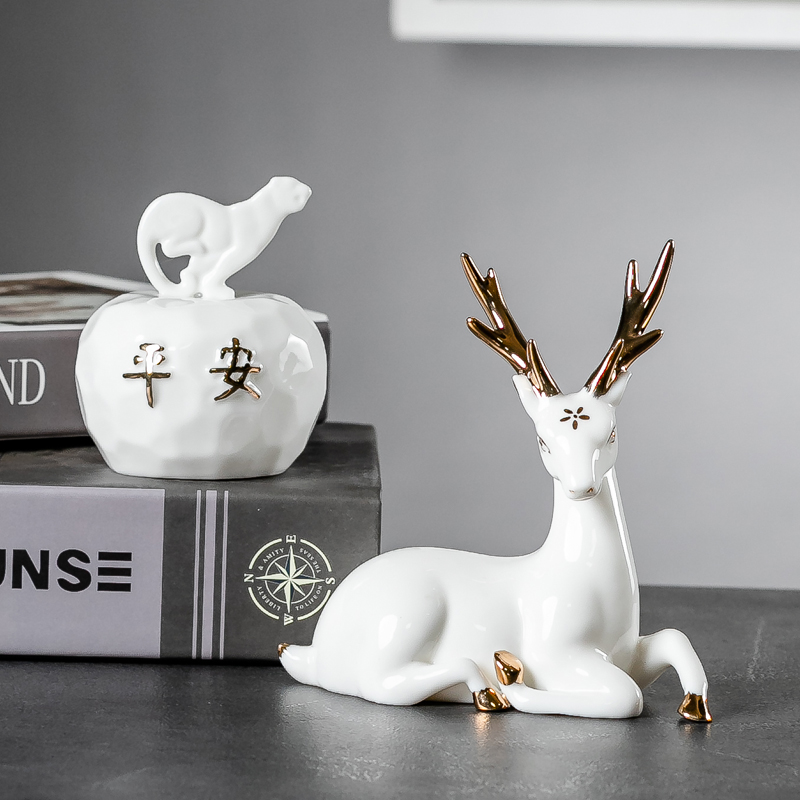 聚屹 细腻白瓷摆件