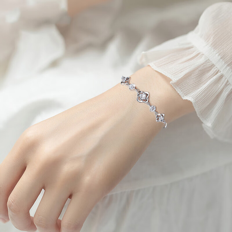 唯一 四叶草足银手链