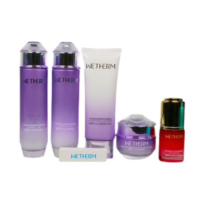 温碧泉 水润弹滑护肤套装