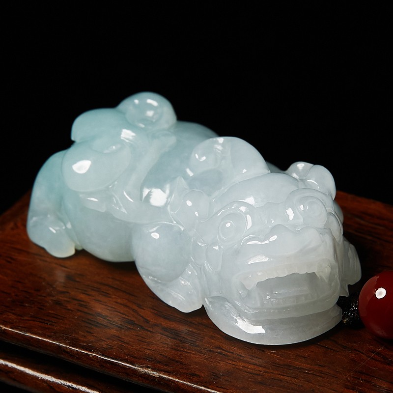 曼丽翠 貔貅 翡翠吊坠