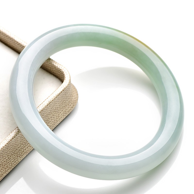 可玉可求 冰底飘黄翡玉镯子