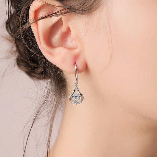 唯一 简约足银耳饰