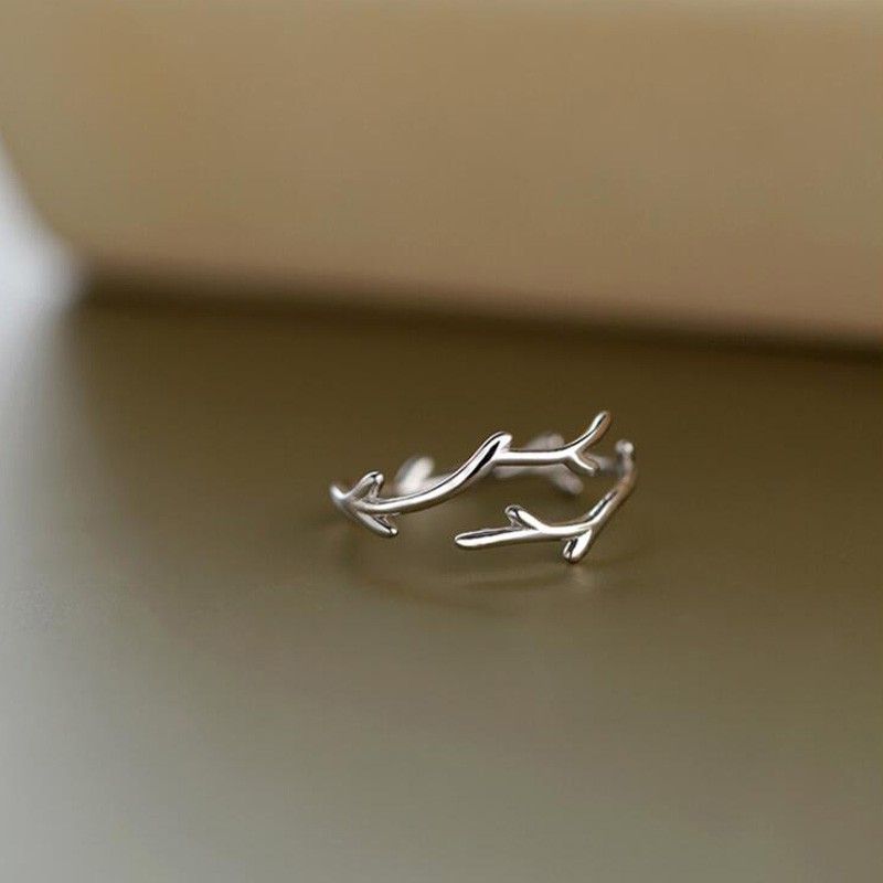 玖维娅 一鹿有你 戒指