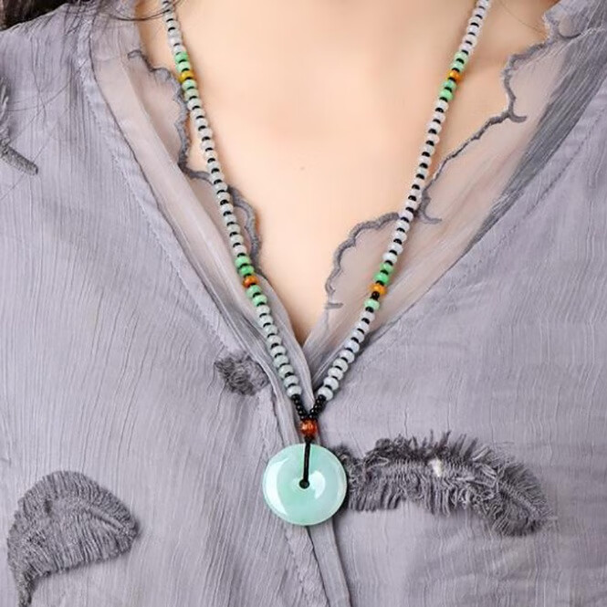 可玉可求 淡绿平安扣翡翠吊坠