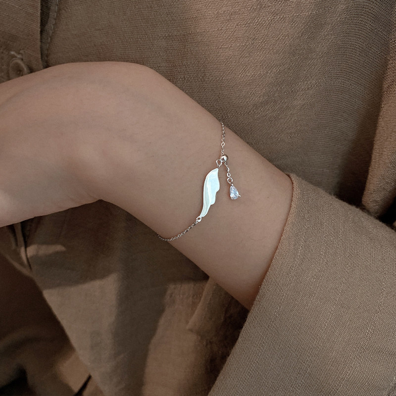 伊黛儿 贝壳翅膀闺蜜手链