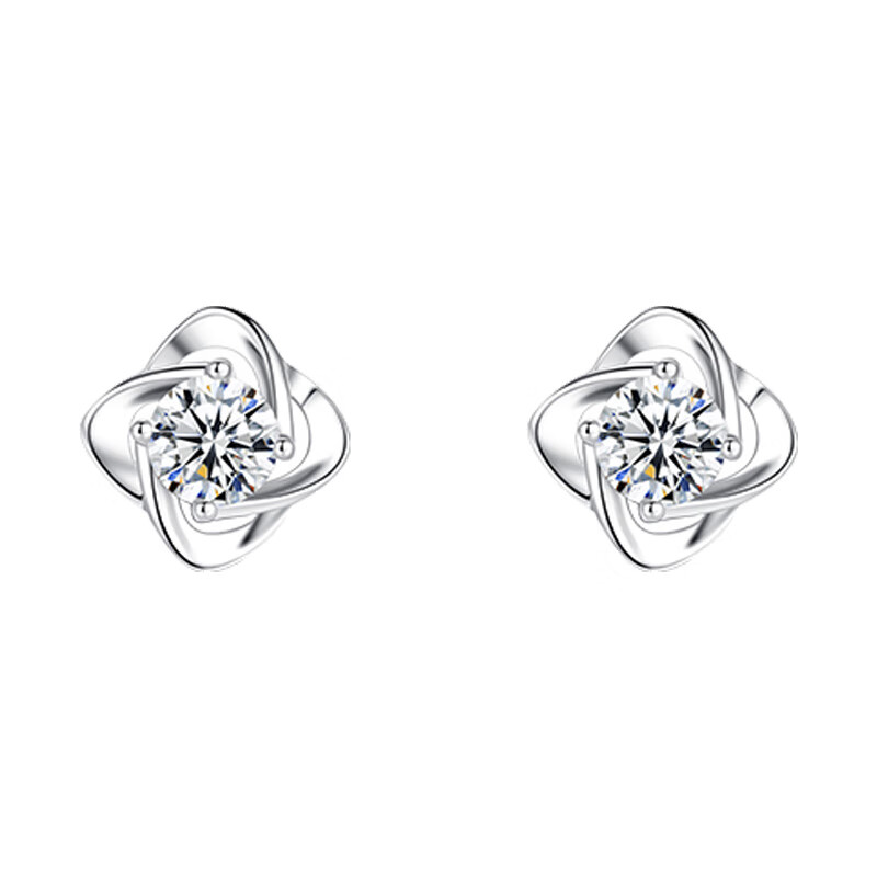 唯一镶钻四叶草耳饰