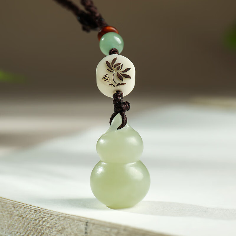 一车一友 和田玉挂件吊坠