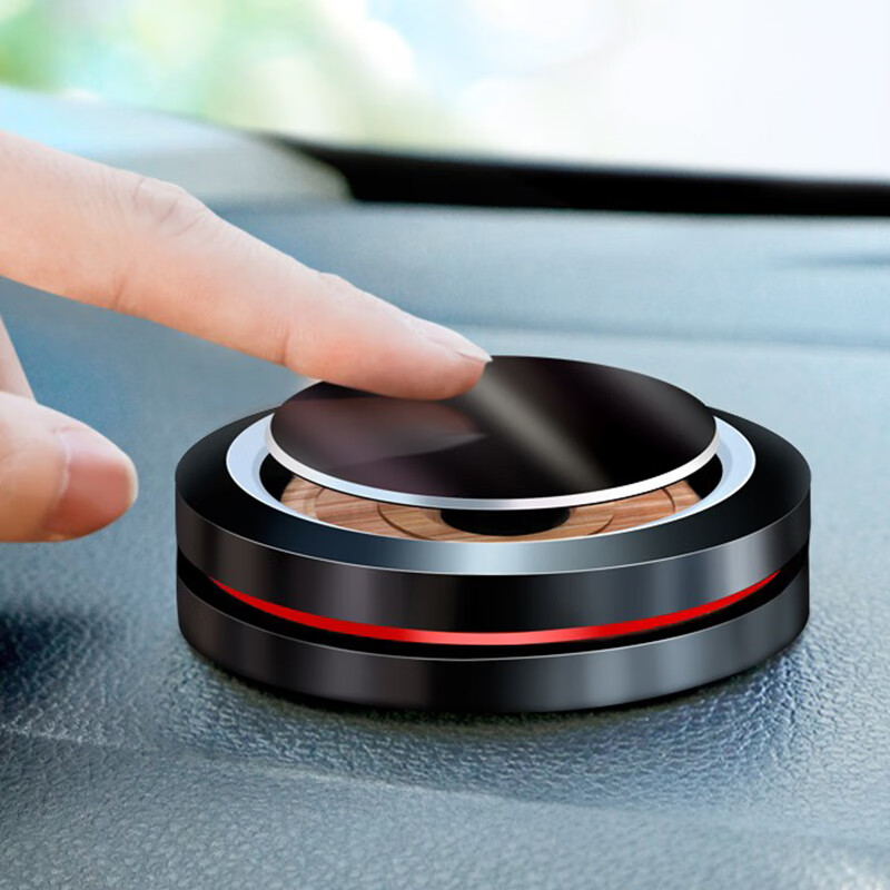 轩之梦 精致美观汽车香水