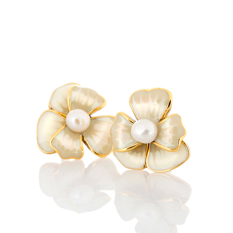 翡拉拉雅致个性耳钉