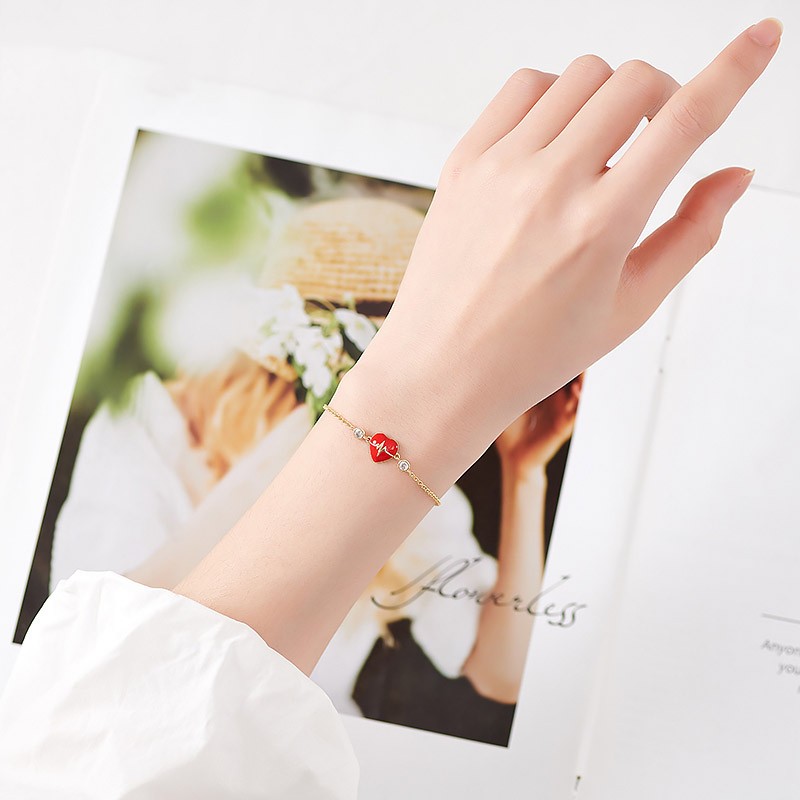 奈维斯汀 简约金色手饰