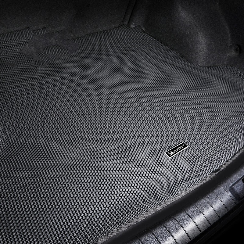 米其林 锁水防滑耐磨后备箱垫