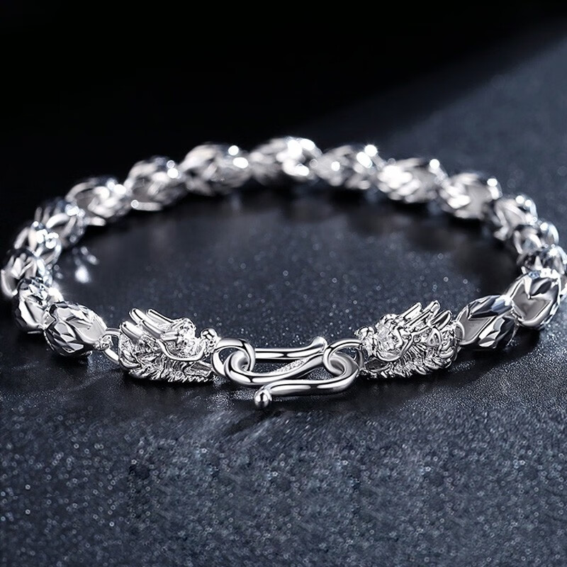 瑞诺 做工精致手链