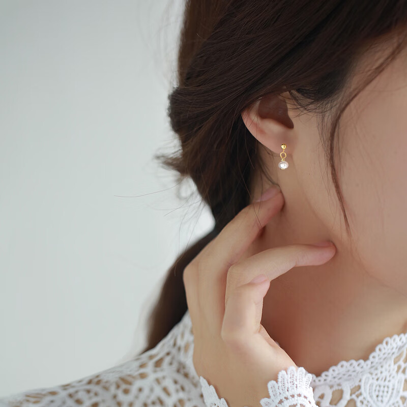 YYEU 小巧珍珠耳钉