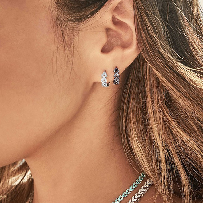 APM Monaco心型银耳饰