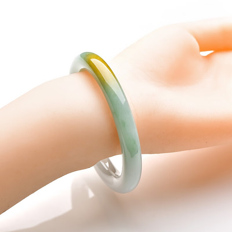 可玉可求 冰底飘黄翡翠手镯