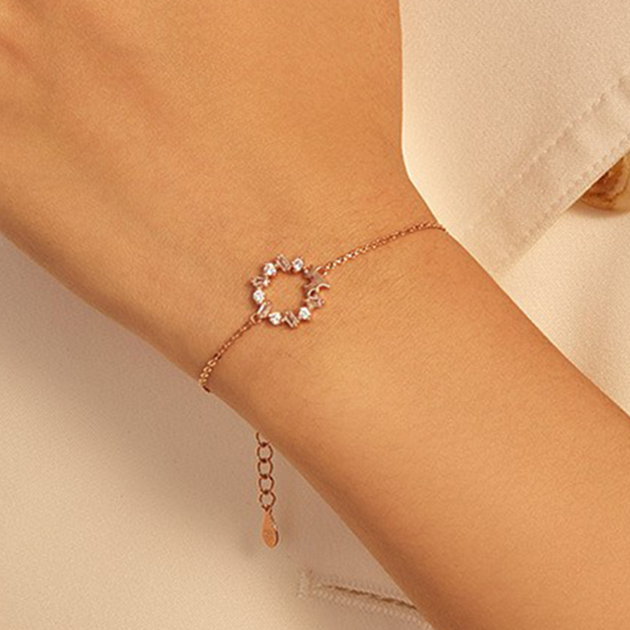 卡蒂罗 花环造型手链