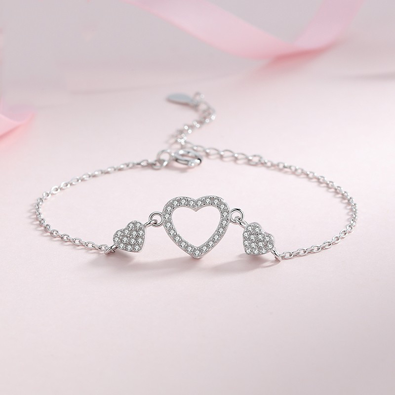 唯一女士梦幻心手链