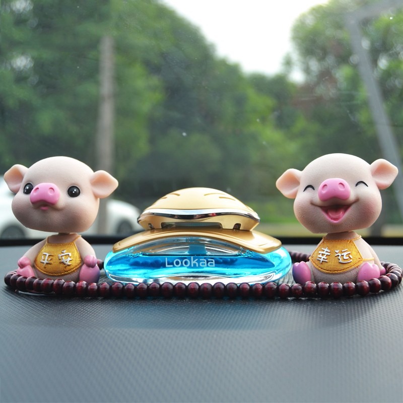 驰邦汇 小猪摇头 香水摆件