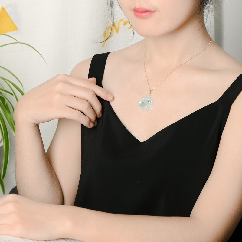 可玉可求 18K金镶翡翠吊坠