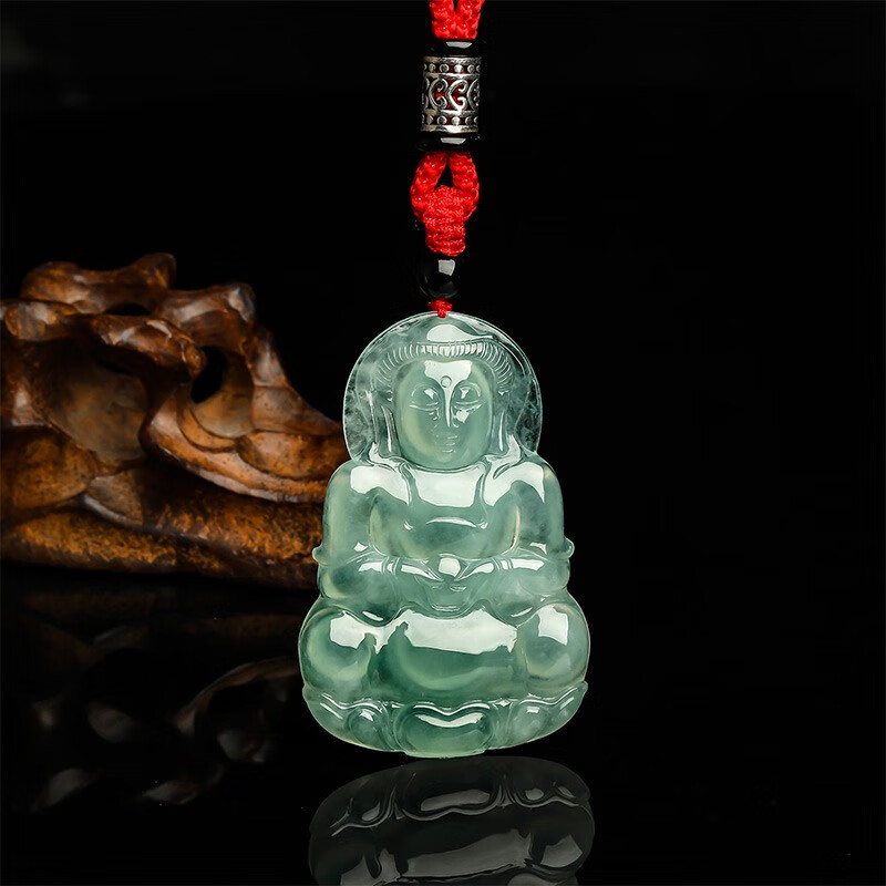 周六福 水头十足翡翠吊坠