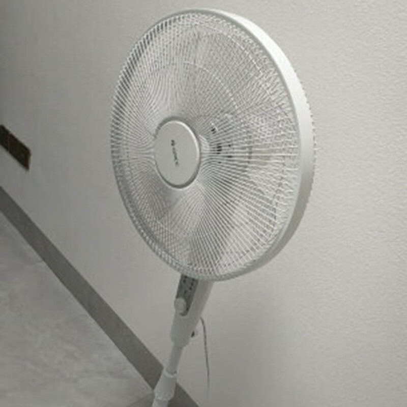 格力 自动散热电风扇