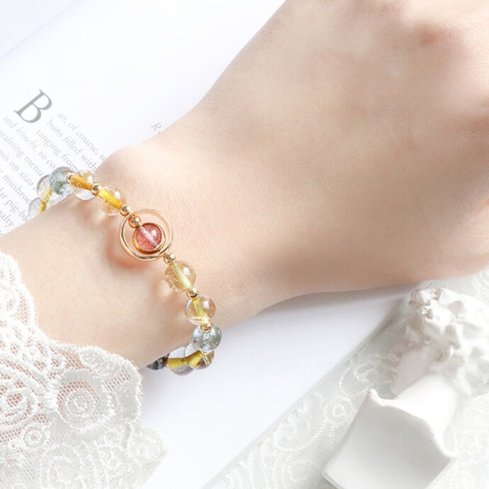 Djin 饱满晶透水晶手链