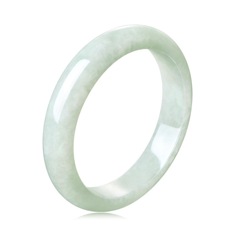 周大福 温润儒雅翡翠手镯