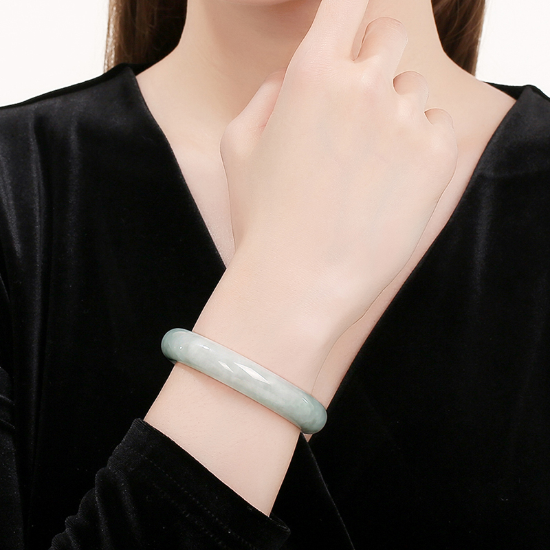 东方雅翠 细料 翡翠手镯