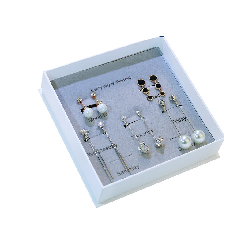 黛若 时尚显瘦 耳饰