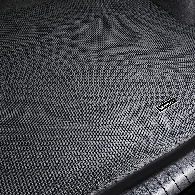 米其林 经典黑色后备箱垫