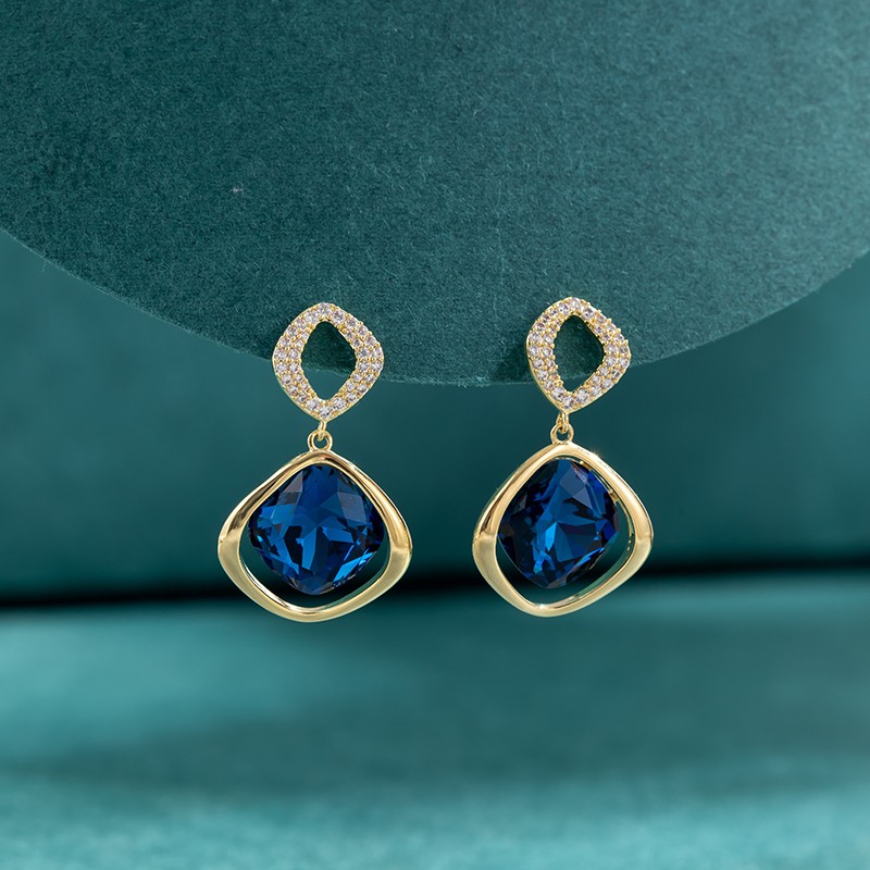 Qlady 亲肤925银耳饰