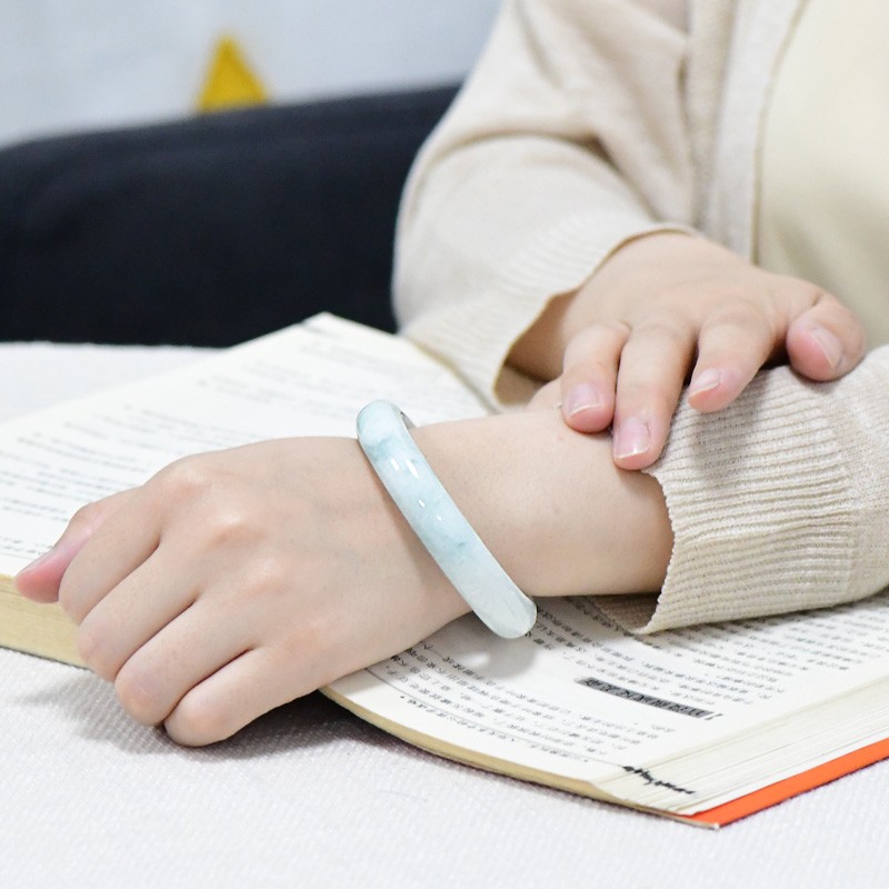 千载一玉 女士飘花玉镯玉石手镯