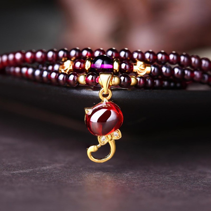 琦天 细腻光滑石榴石手链