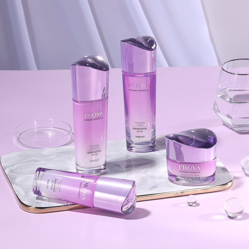 珀莱雅弹润芯肌护肤套装