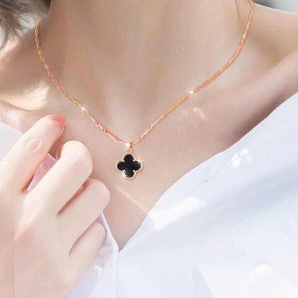 莞晗 精致小巧吊坠项链