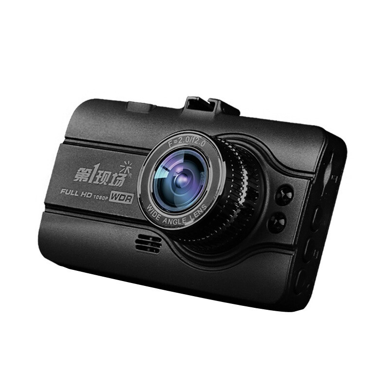 第一现场 自动循环行车记录仪