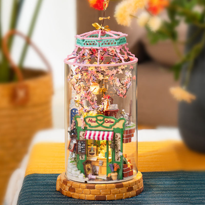 若来手工制作玻璃屋摆件