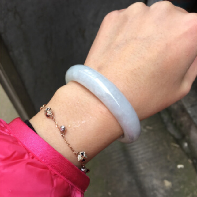 周大福 圆柱 翡翠手镯