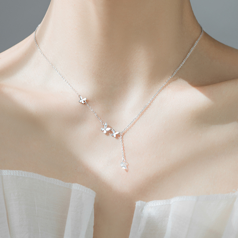 伊黛儿 闪钻蝴蝶项链