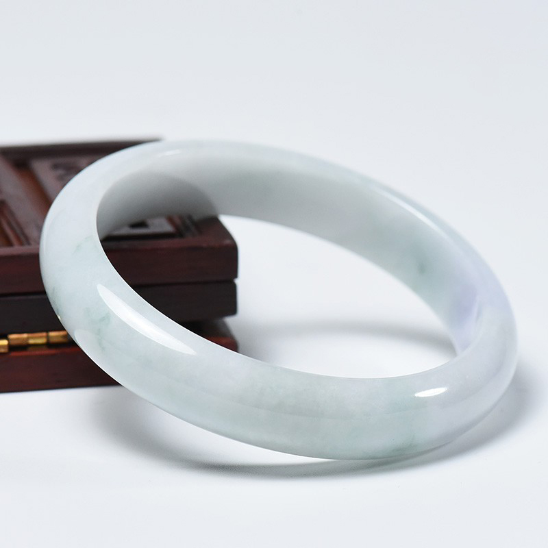 凤禧光滑花纹翡翠手镯