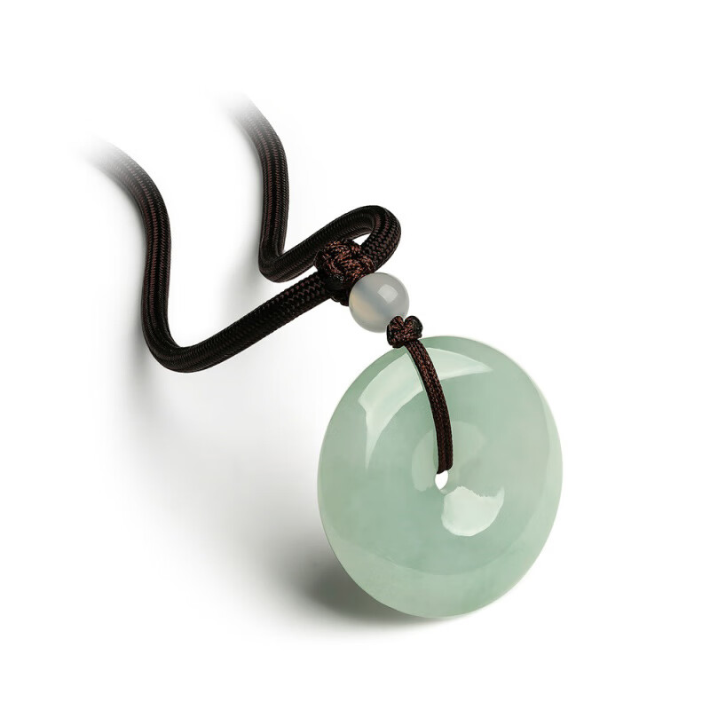 周大生优雅大方翡翠吊坠