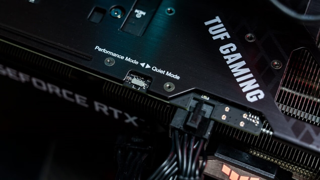 新一代甜品显卡华硕tufrtx3060o12g显卡开箱评测