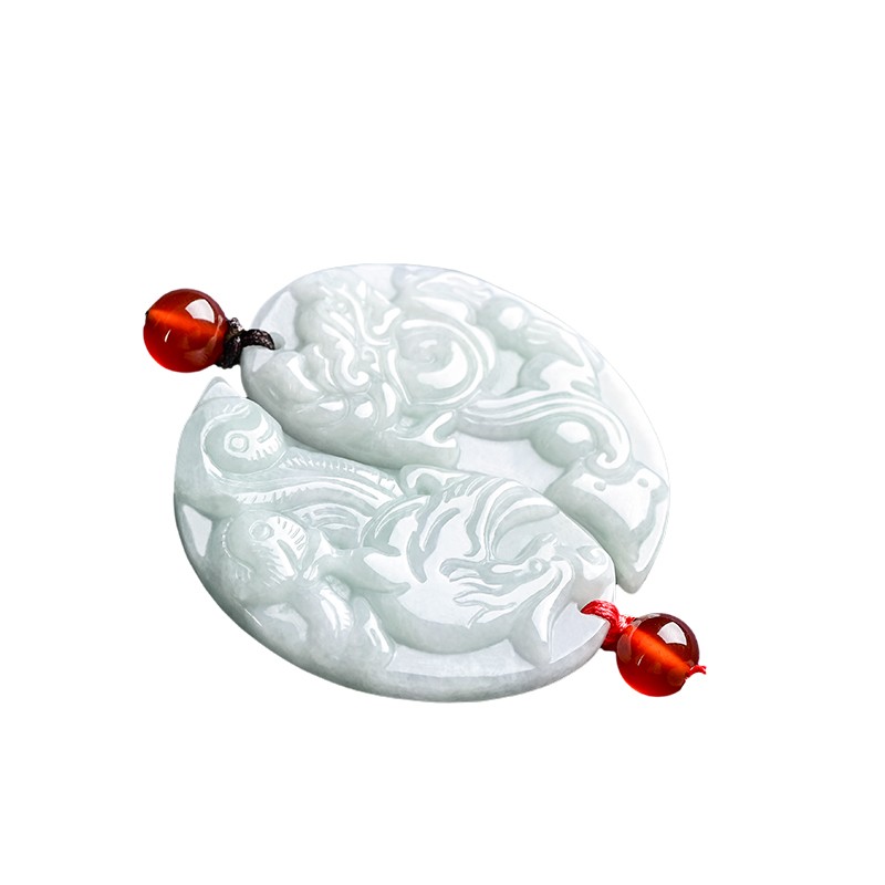 皇家天选细腻翡翠吊坠