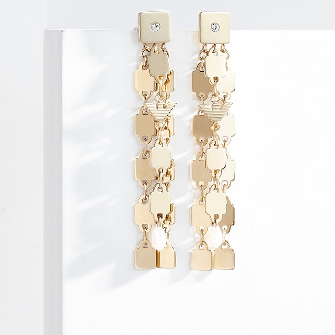 阿玛尼 个性流苏耳饰