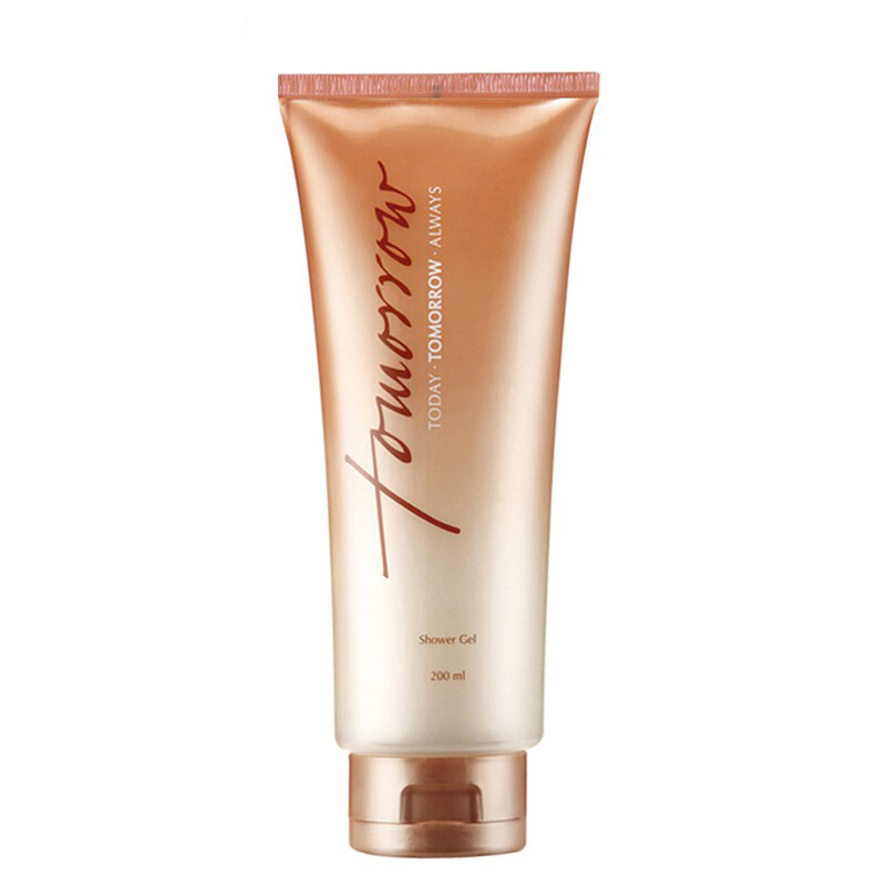 雅芳 小黑裙香水沐浴露