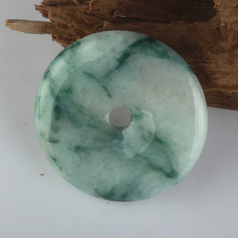 赤瑕宫 老坑A货翡翠吊坠