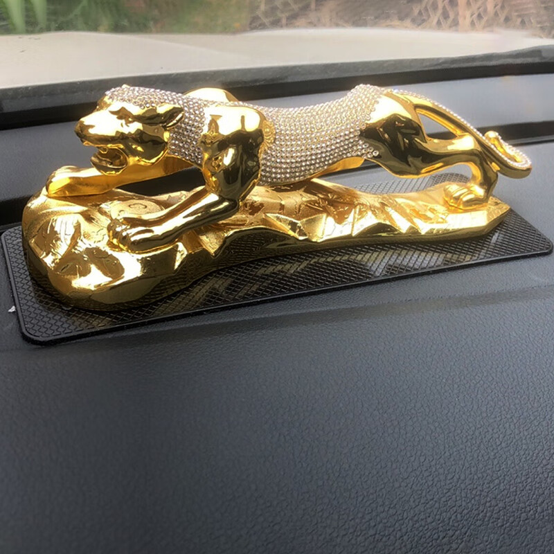 紫杉堡 抗高温曝晒车载摆件