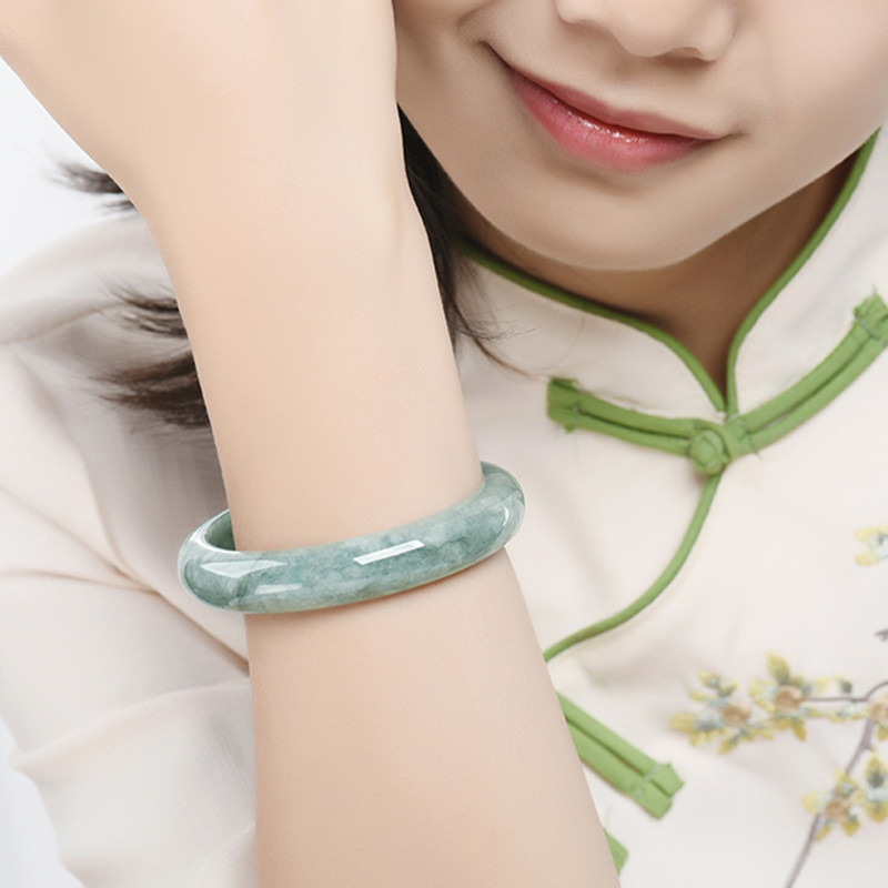 凤禧 细腻光泽 翡翠玉镯