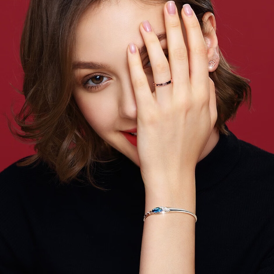 T400时尚简约手链